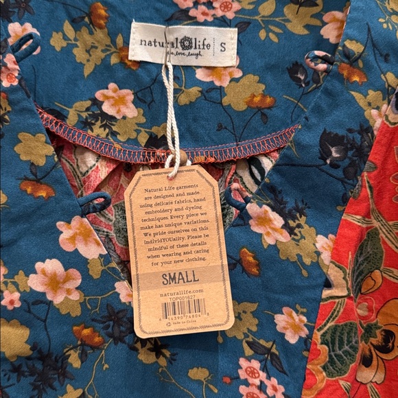 Natural Life Rowan Top - Picture 4 of 7
